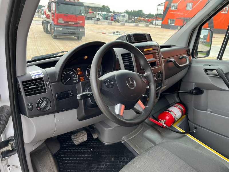 Minibús, Furgoneta de pasajeros Mercedes-Benz Sprinter 516 CDI 22 + 1 SEATS: foto 10