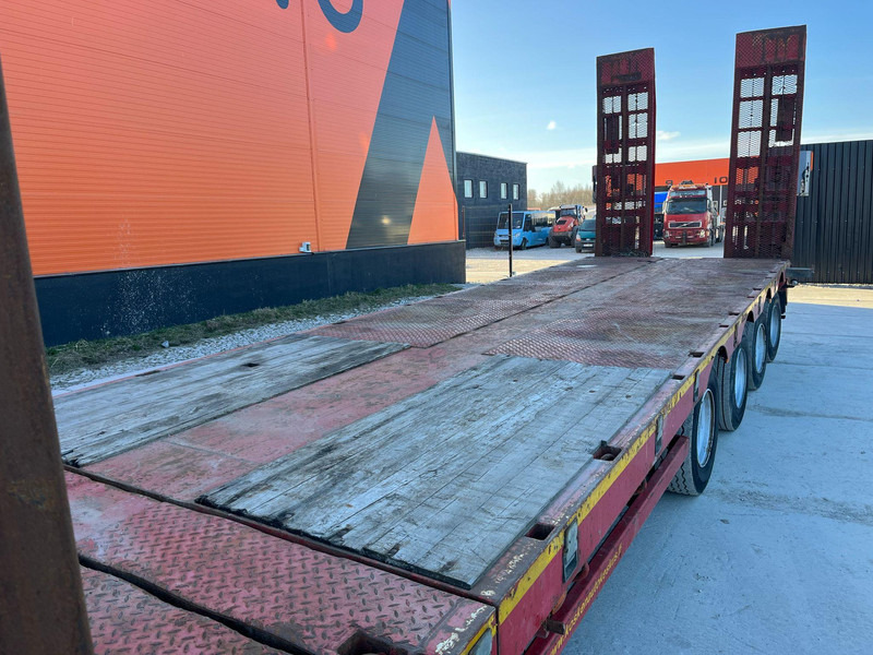 Semirremolque góndola rebajadas Nooteboom MCO-58-04V PLATFORM 9900 mm + 6100 + 6400 mm EXTENDABLE / LOADING HEIGHT 860 mm / ALL STEERED AXLES: foto 8 Semirremolque góndola rebajadas Nooteboom MCO-58-04V PLATFORM 9900 mm + 6100 + 6400 mm EXTENDABLE / LOADING HEIGHT 860 mm / ALL STEERED AXLES: foto 8