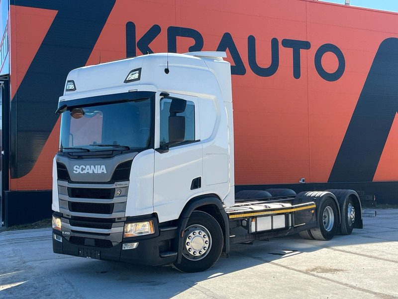 Scania R 450 6x2*4 9 TON FRONT AXLE / RETARDER / CHASSIS L=7286 mm - Camión chasis: foto 1 Scania R 450 6x2*4 9 TON FRONT AXLE / RETARDER / CHASSIS L=7286 mm - Camión chasis: foto 1
