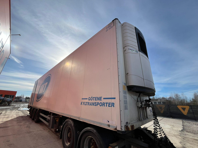 Schmitz Cargobull SCBS3B CARRIER Vector 1550 / BOX L=13396 mm - Remolque frigorífico: foto 1 Schmitz Cargobull SCBS3B CARRIER Vector 1550 / BOX L=13396 mm - Remolque frigorífico: foto 1