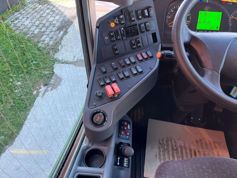 Autobús suburbano Setra S 417 UL 6x2*4 57 SEATS / AC / AUXILIARY HEATER / WHEELCHAIR LIFT: foto 14 Autobús suburbano Setra S 417 UL 6x2*4 57 SEATS / AC / AUXILIARY HEATER / WHEELCHAIR LIFT: foto 14