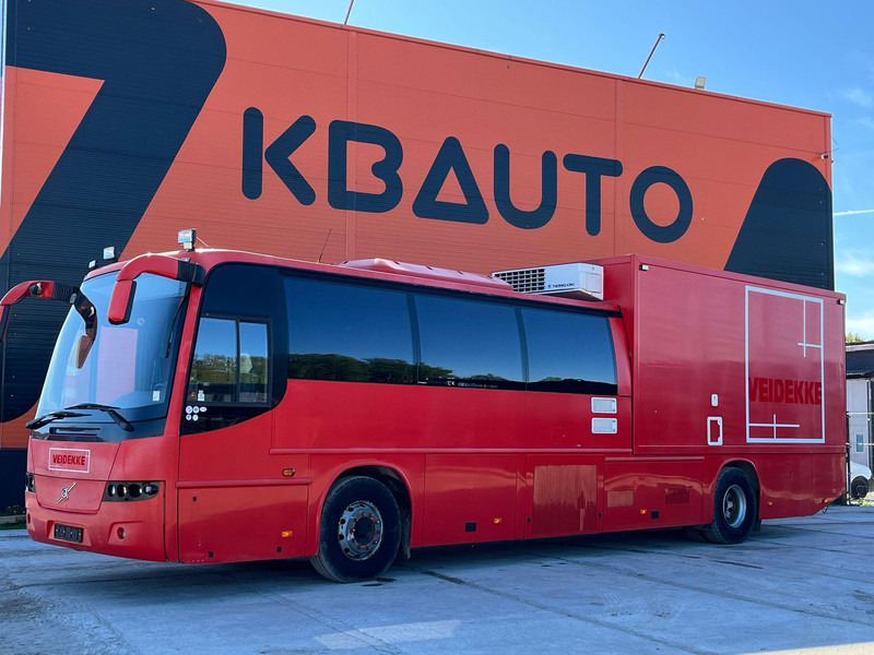 Volvo B 12 M 4x2 13 SEATS / AC / AUXILIARY HEATING / WC / KITCHEN - Autobús suburbano: foto 1 Volvo B 12 M 4x2 13 SEATS / AC / AUXILIARY HEATING / WC / KITCHEN - Autobús suburbano: foto 1