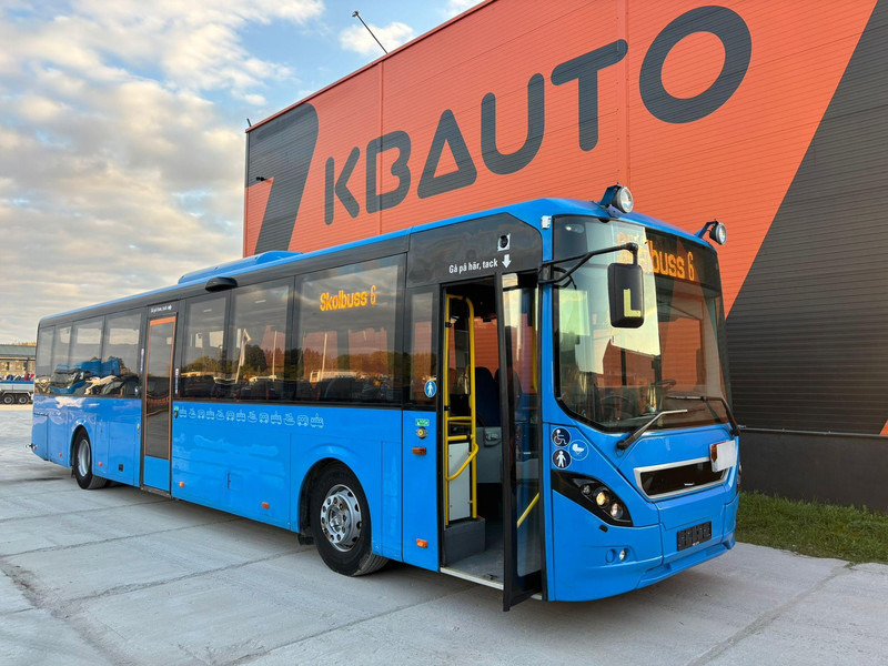 Volvo B7RLE 8900 4 SIMILAR AVAILABLE ! / 48 SEATS + 28 STANDING / AC / AUXILIARY HEATER - Autobús urbano: foto 1 Volvo B7RLE 8900 4 SIMILAR AVAILABLE ! / 48 SEATS + 28 STANDING / AC / AUXILIARY HEATER - Autobús urbano: foto 1