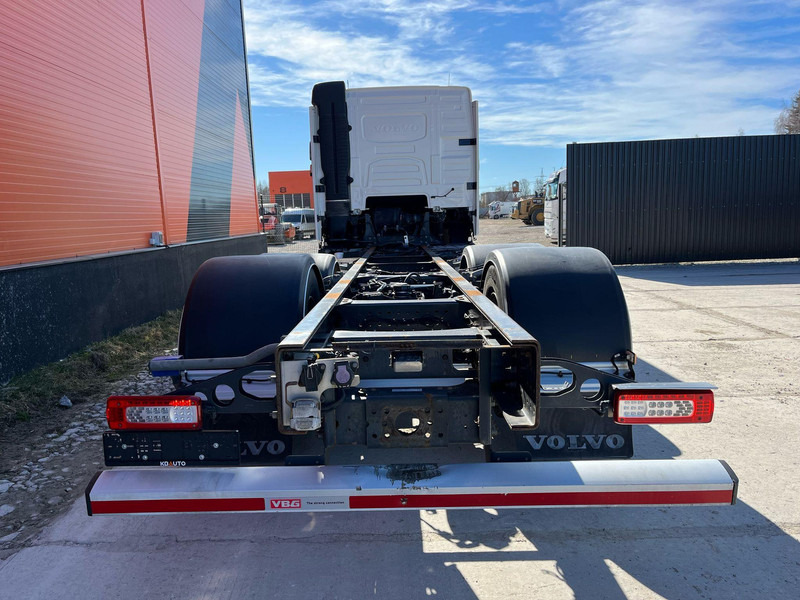 Camión chasis Volvo FH 500 6x2 9 TON FRONT AXLE / PTO / CHASSIS L=7338 mm: foto 6