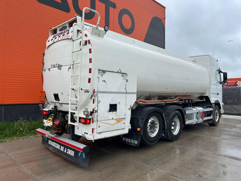 Volvo FH 500 6x2 TANK 18300 l / 4000 + 5000 + 5000 + 4300 l - Camión cisterna: foto 5 Volvo FH 500 6x2 TANK 18300 l / 4000 + 5000 + 5000 + 4300 l - Camión cisterna: foto 5