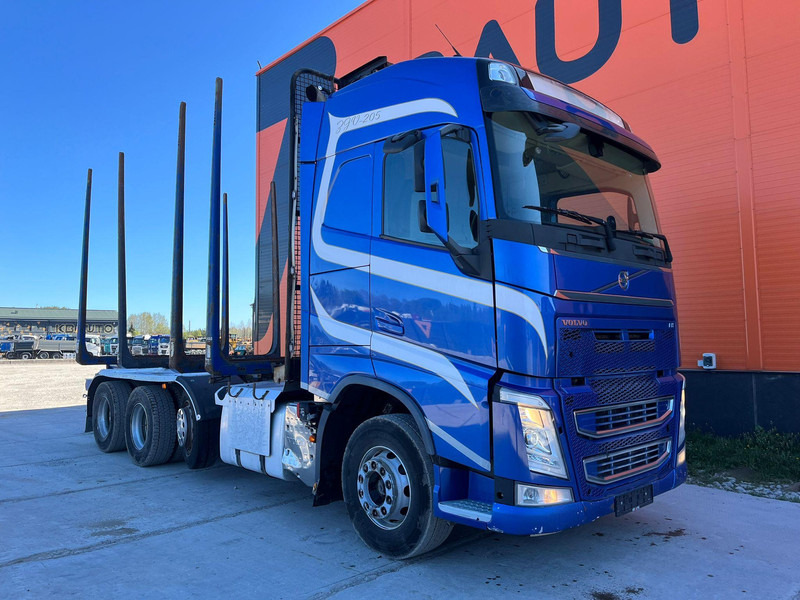 Volvo FH 540 8x4/4 - Camión forestal, Camión grúa: foto 4 Volvo FH 540 8x4/4 - Camión forestal, Camión grúa: foto 4