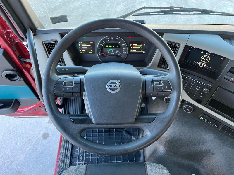 Foto del interior 2: Leasing de Volvo FM 330 6x2*4 ONLY 57587 km !!! / HYDRAULICS / CHASSIS L=7740 MM Volvo FM 330 6x2*4 ONLY 57587 km !!! / HYDRAULICS / CHASSIS L=7740 MM