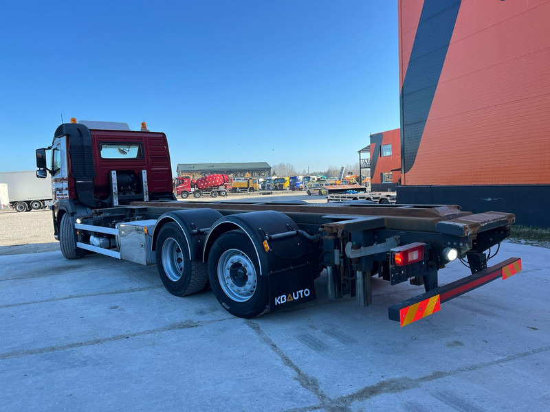 Leasing de Volvo FM 330 6x2*4 ONLY 57587 km !!! / HYDRAULICS / CHASSIS L=7740 MM Volvo FM 330 6x2*4 ONLY 57587 km !!! / HYDRAULICS / CHASSIS L=7740 MM: foto 8