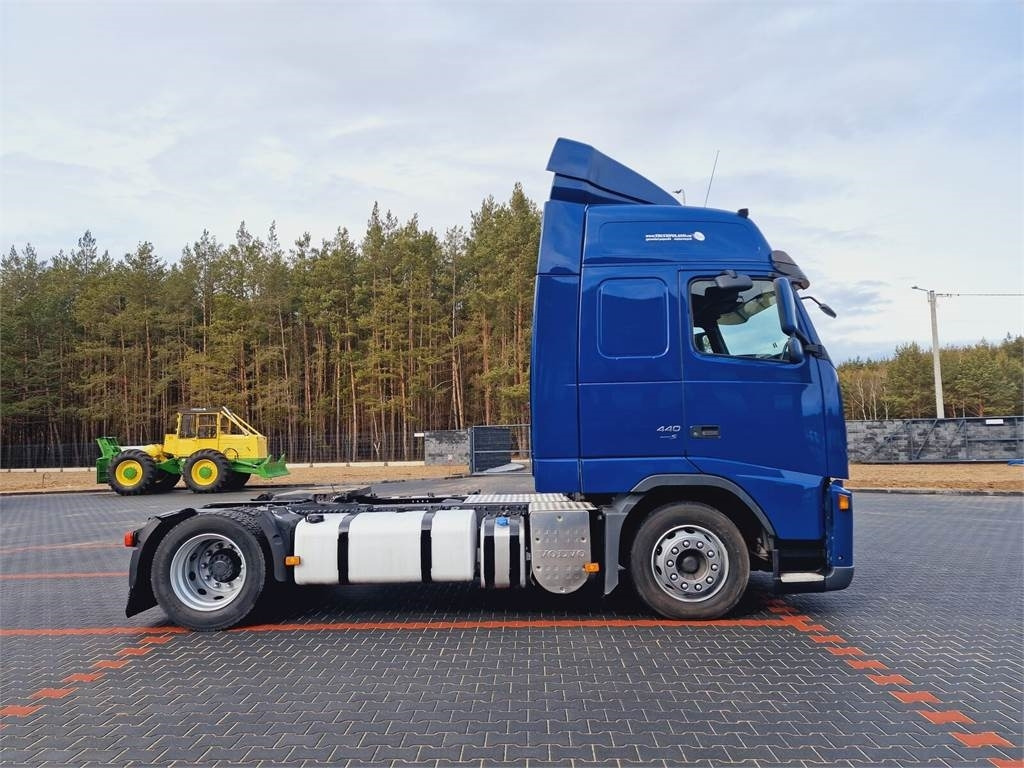 Volvo FH 13 440  - Cabeza tractora: foto 5 Volvo FH 13 440  - Cabeza tractora: foto 5
