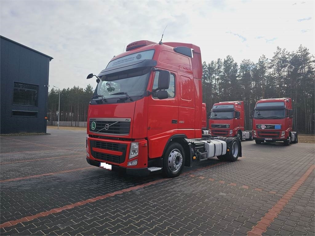 Volvo FH13 XXL EURO 5 2011 + KRONE MEGA RAISE  - Cabeza tractora: foto 4 Volvo FH13 XXL EURO 5 2011 + KRONE MEGA RAISE  - Cabeza tractora: foto 4