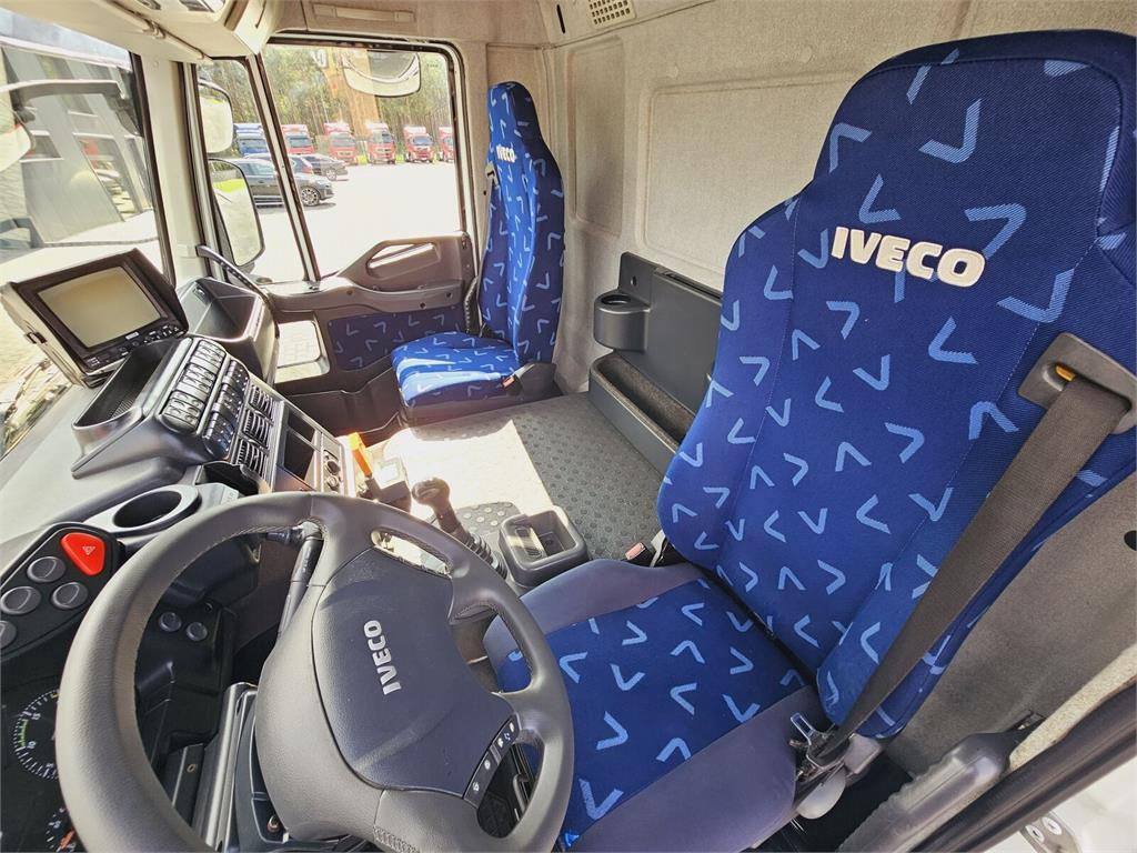 Limpieza de alcantarillado Iveco Saugbagger vacuum cleaner excavator sucking loos: foto 33