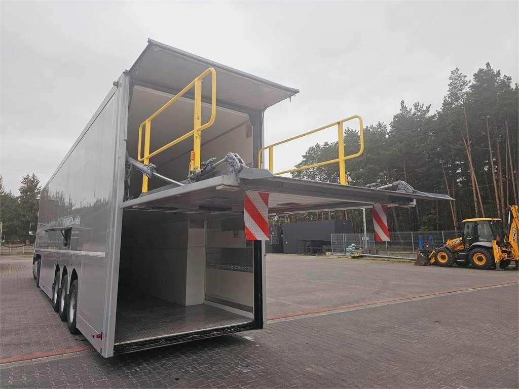 Langendorf DOUBLE LOADING FOR MOTOR COSMETICS Flexliner Inloa - Semirremolque frigorífico: foto 1 Langendorf DOUBLE LOADING FOR MOTOR COSMETICS Flexliner Inloa - Semirremolque frigorífico: foto 1