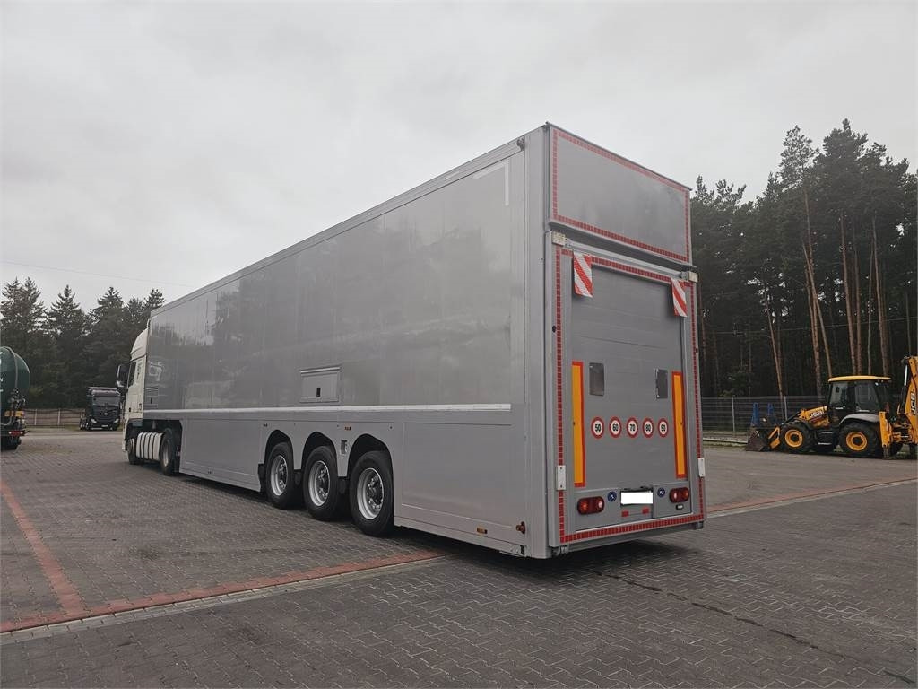 Langendorf DOUBLE LOADING FOR MOTOR COSMETICS Flexliner Inloa - Semirremolque frigorífico: foto 4 Langendorf DOUBLE LOADING FOR MOTOR COSMETICS Flexliner Inloa - Semirremolque frigorífico: foto 4