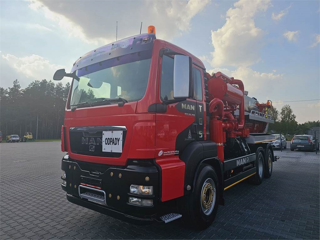 MAN WUKO LARSEN - Limpieza de alcantarillado: foto 3 MAN WUKO LARSEN - Limpieza de alcantarillado: foto 3
