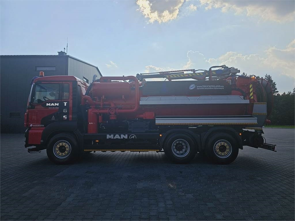 MAN WUKO LARSEN for collecting liquid waste  - Limpieza de alcantarillado: foto 4 MAN WUKO LARSEN for collecting liquid waste  - Limpieza de alcantarillado: foto 4