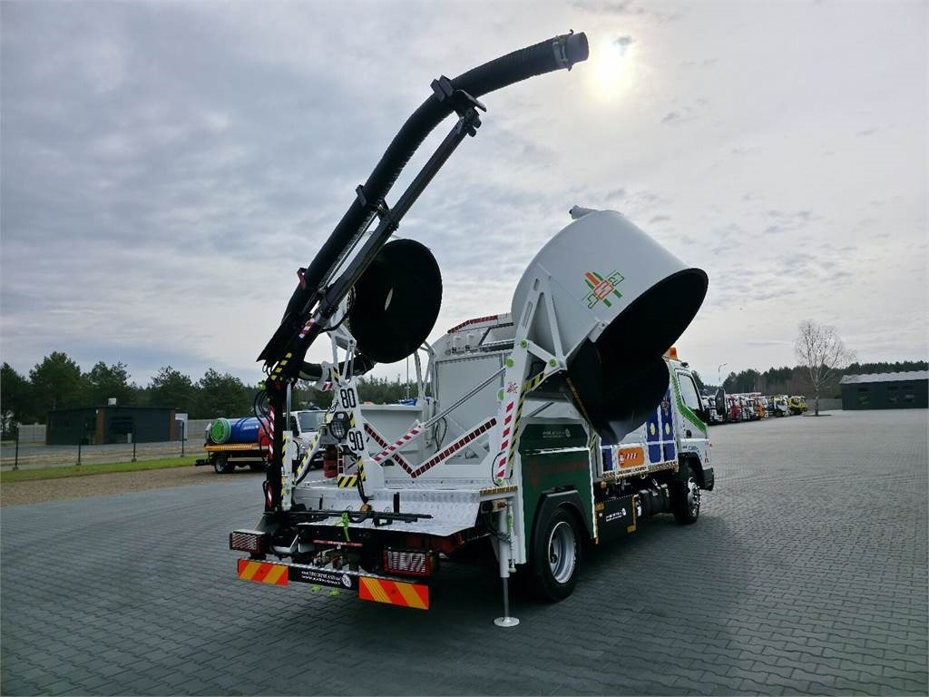 Mitsubishi CANTER odkurzacz koparka ssąca Saugbagger CITY SAU - Limpieza de alcantarillado: foto 1 Mitsubishi CANTER odkurzacz koparka ssąca Saugbagger CITY SAU - Limpieza de alcantarillado: foto 1