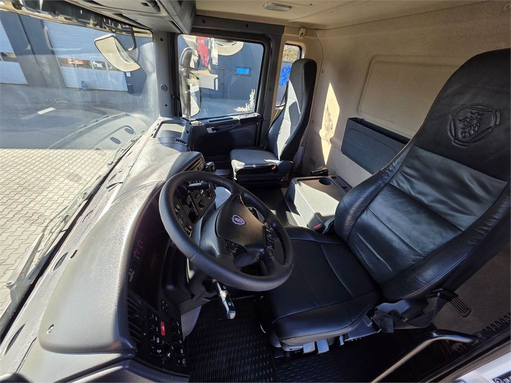 Limpieza de alcantarillado Scania Larsen FlexVac 311 Vacuum suction loader: foto 33 Limpieza de alcantarillado Scania Larsen FlexVac 311 Vacuum suction loader: foto 33