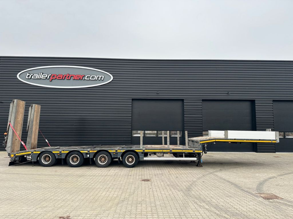 Faymonville Maxtrailer 4 achs tieflader / Zwangslenkung Faymonville Maxtrailer 4 achs tieflader / Zwangslenkung - Semirremolque góndola rebajadas: foto 1 Faymonville Maxtrailer 4 achs tieflader / Zwangslenkung Faymonville Maxtrailer 4 achs tieflader / Zwangslenkung - Semirremolque góndola rebajadas: foto 1