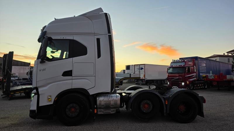 Iveco S-WAY 570 - Cabeza tractora: foto 4 Iveco S-WAY 570 - Cabeza tractora: foto 4