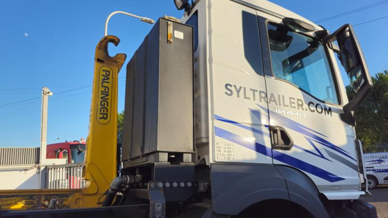 Camión multibasculante MAN TGS 26.470 (LOCATION / RENT): foto 16