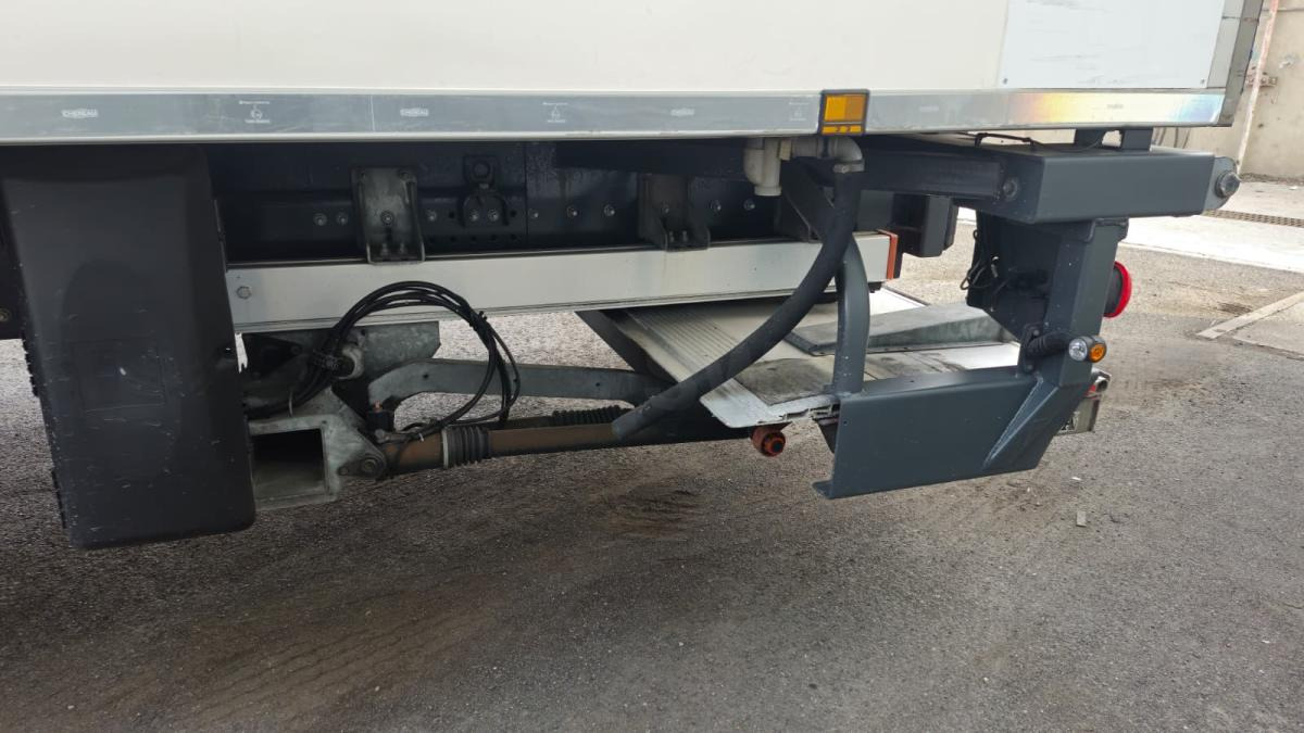 Renault D WIDE (LOCATION / RENT) - Camión frigorífico: foto 5 Renault D WIDE (LOCATION / RENT) - Camión frigorífico: foto 5