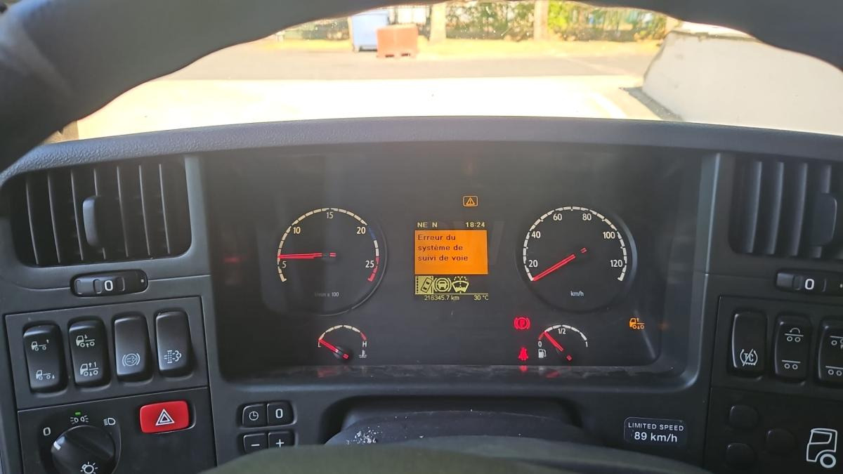 Scania P 320 - Camión frigorífico: foto 4 Scania P 320 - Camión frigorífico: foto 4
