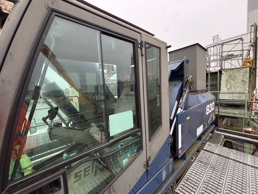 Manipulador de materiales Sennebogen 830 Electric / 830A: foto 11