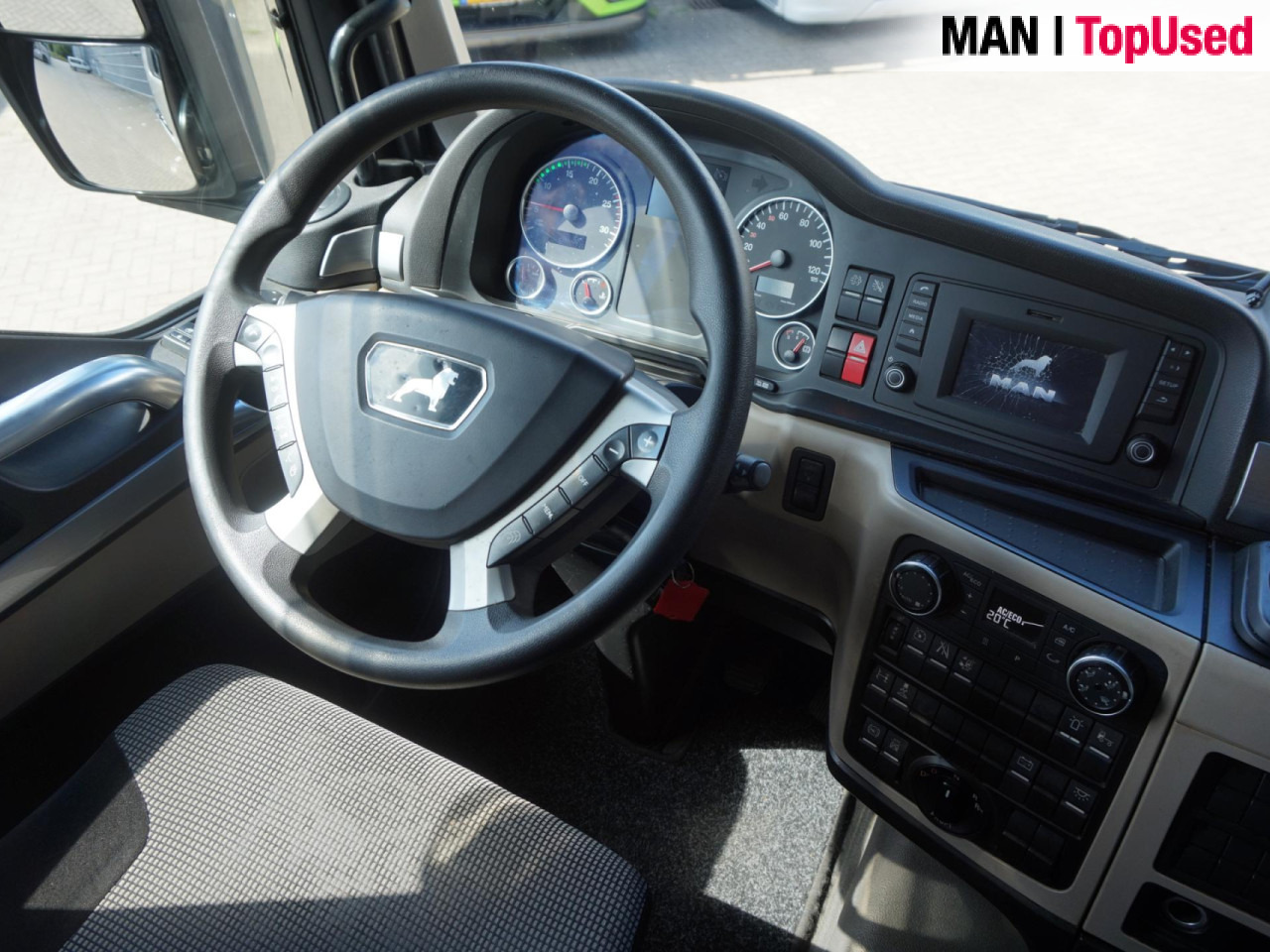 MAN TGX 18.470 4X2 BLS / XLX / 2 Tanks / EURO 6 - Cabeza tractora: foto 5 MAN TGX 18.470 4X2 BLS / XLX / 2 Tanks / EURO 6 - Cabeza tractora: foto 5