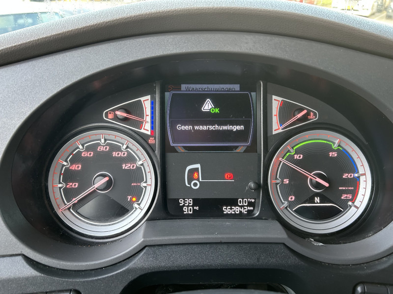 DAF XF 480 FT SSC / 562 dkm / 2 Tanks / APK TUV 10-26 - Cabeza tractora: foto 4 DAF XF 480 FT SSC / 562 dkm / 2 Tanks / APK TUV 10-26 - Cabeza tractora: foto 4