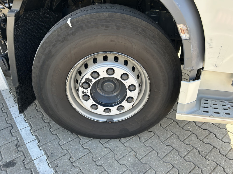 Cabeza tractora DAF XF 480 FTP Space Cab / 6x2 / Stand Airco / APK TUV 09-26: foto 11