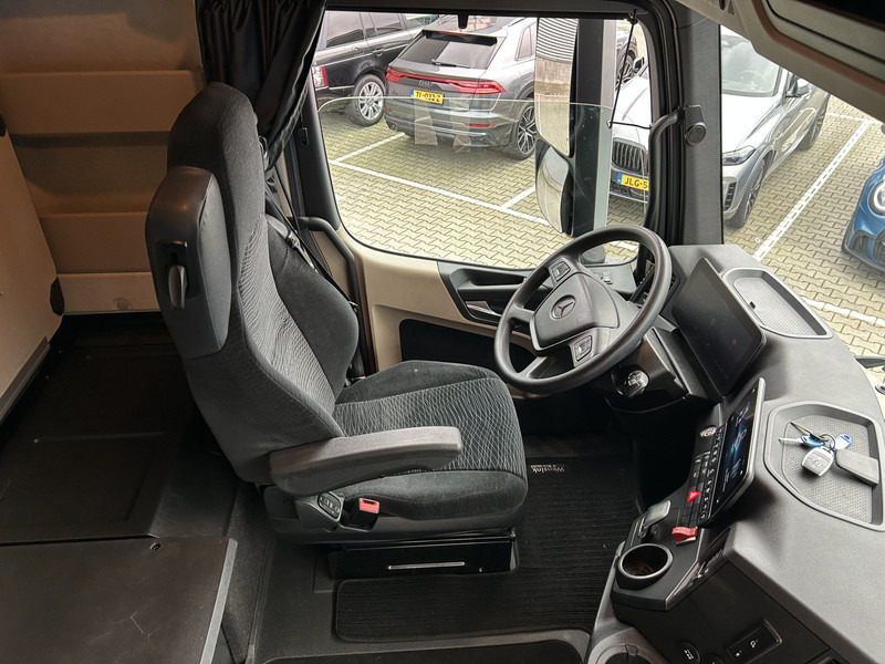Mercedes-Benz Actros 1845 Gigaspace / Tacho V2 / Blower - PTO / Stand Airco / APK 04-26 - Cabeza tractora: foto 3 Mercedes-Benz Actros 1845 Gigaspace / Tacho V2 / Blower - PTO / Stand Airco / APK 04-26 - Cabeza tractora: foto 3