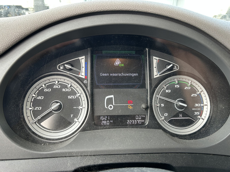 DAF CF 260 FA / Carrier Koeler / Chereau Frigo Box / Laadklep / APK TUV 09-26 - Camión frigorífico: foto 4 DAF CF 260 FA / Carrier Koeler / Chereau Frigo Box / Laadklep / APK TUV 09-26 - Camión frigorífico: foto 4