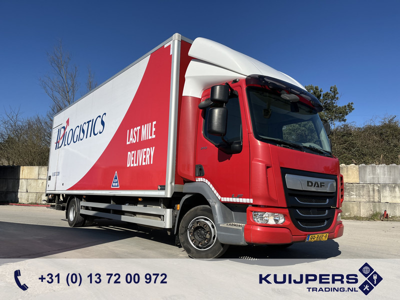 DAF LF 210 FA / 12 Ton / 376 dkm / Box / Laadklep / APK TUV 05-26 - Camión caja cerrada: foto 1 DAF LF 210 FA / 12 Ton / 376 dkm / Box / Laadklep / APK TUV 05-26 - Camión caja cerrada: foto 1