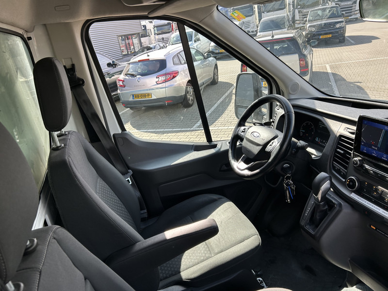 Ford Transit 2.0 TDCI Trend RWD / Box / Loadlift / Full Options - Furgoneta caja cerrada: foto 3 Ford Transit 2.0 TDCI Trend RWD / Box / Loadlift / Full Options - Furgoneta caja cerrada: foto 3