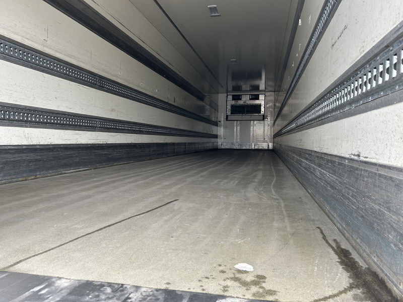 H.T.F HZO 39 / Heiwo / Carrier Vector 1800 -> Defect / Iso Box / Loadlift 2500 kg - Semirremolque frigorífico: foto 3 H.T.F HZO 39 / Heiwo / Carrier Vector 1800 -> Defect / Iso Box / Loadlift 2500 kg - Semirremolque frigorífico: foto 3