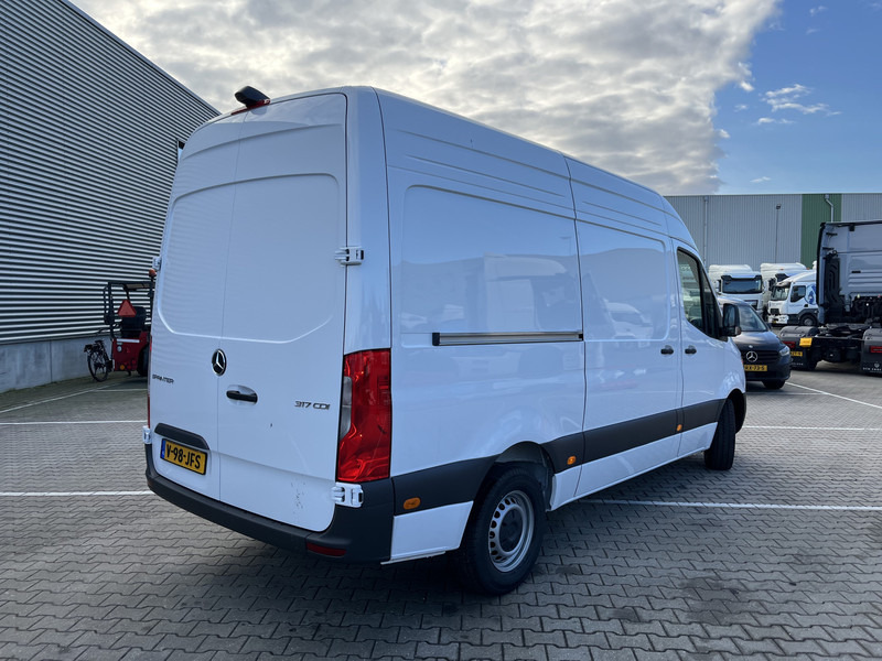 Mercedes-Benz Sprinter 317 1.9 CDI Select HD / Koel voorbereiding / L2 H2 - Furgoneta frigorifica: foto 2 Mercedes-Benz Sprinter 317 1.9 CDI Select HD / Koel voorbereiding / L2 H2 - Furgoneta frigorifica: foto 2