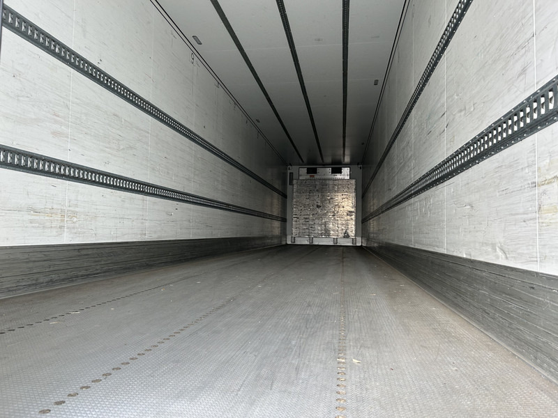 Schmitz Cargobull SCB S3B / Carrier Vector 1550 Frigo / Disk / APK TUV 04-26 - Semirremolque frigorífico: foto 3 Schmitz Cargobull SCB S3B / Carrier Vector 1550 Frigo / Disk / APK TUV 04-26 - Semirremolque frigorífico: foto 3