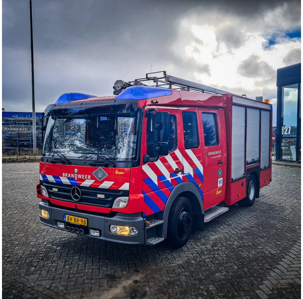 Mercedes-Benz NG 1626 V8 - Camión de bomberos: foto 3 Mercedes-Benz NG 1626 V8 - Camión de bomberos: foto 3