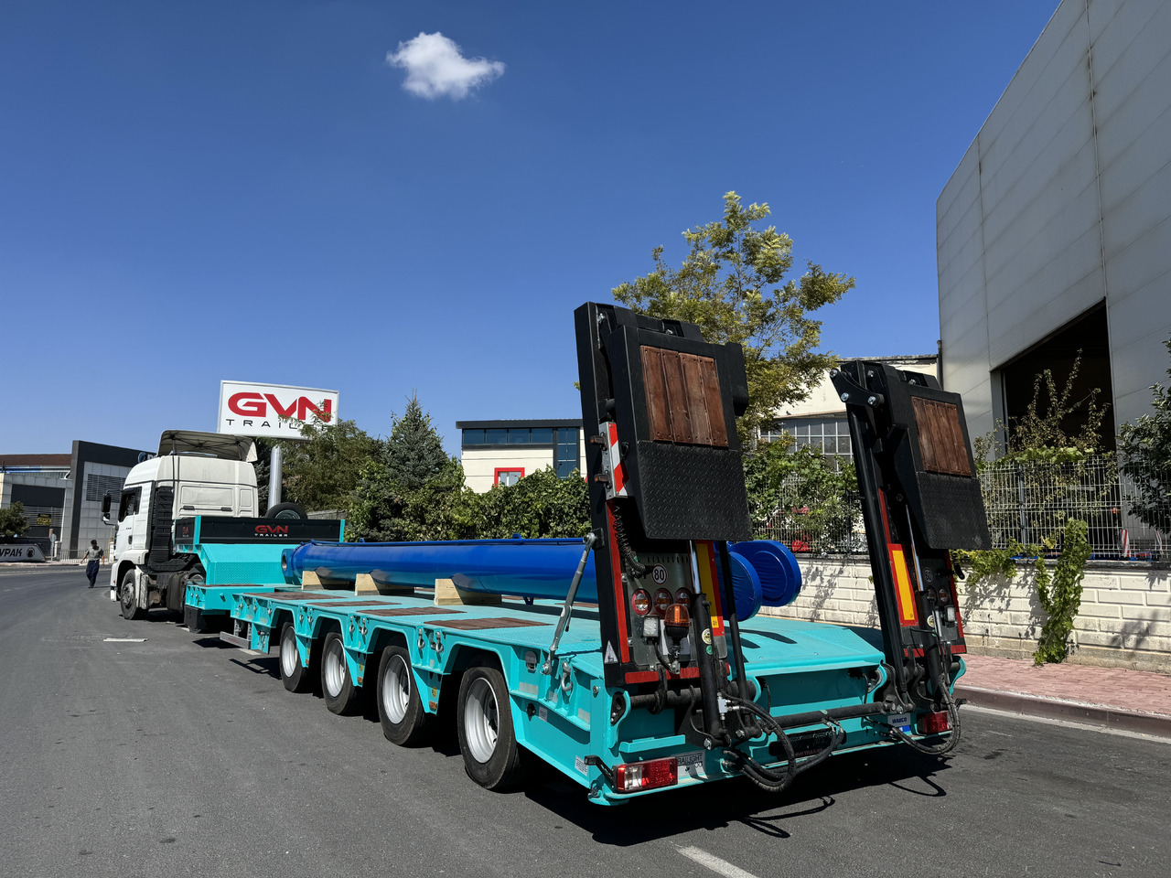 GVN Trailer 4 AXLE EXTENDABLE LOWBED - Semirremolque góndola rebajadas: foto 1 GVN Trailer 4 AXLE EXTENDABLE LOWBED - Semirremolque góndola rebajadas: foto 1