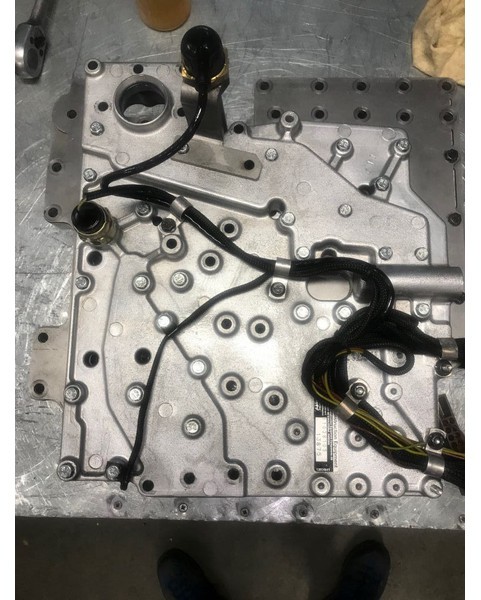Volvo Rebuilt valve block 22517 22518 22545 22546 22648 22649 22688 22689 22640 22650 22401 22671 22418 22419 - Caja de cambios: foto 2 Volvo Rebuilt valve block 22517 22518 22545 22546 22648 22649 22688 22689 22640 22650 22401 22671 22418 22419 - Caja de cambios: foto 2