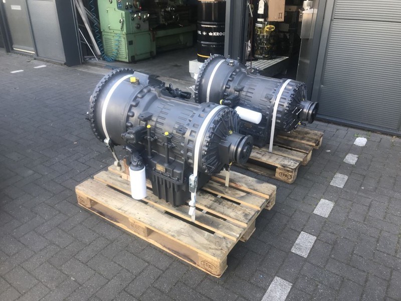 Volvo VT1906PT With or Without retarder / With or without second steering pump - Caja de cambios: foto 3 Volvo VT1906PT With or Without retarder / With or without second steering pump - Caja de cambios: foto 3