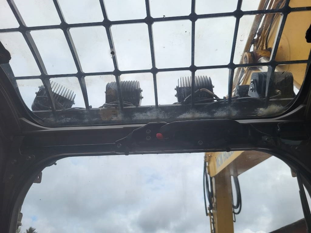 Excavadora de cadenas New Holland Kobelco E 235 B SR-2: foto 20