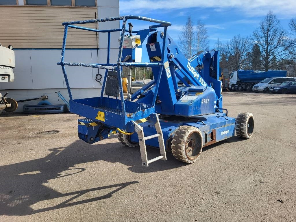 Upright AB38N - Plataforma articulada: foto 5 Upright AB38N - Plataforma articulada: foto 5