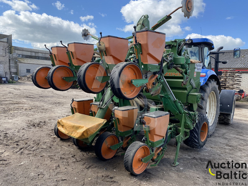 Amazone ED 602 K - Sembradora de precisión: foto 4 Amazone ED 602 K - Sembradora de precisión: foto 4