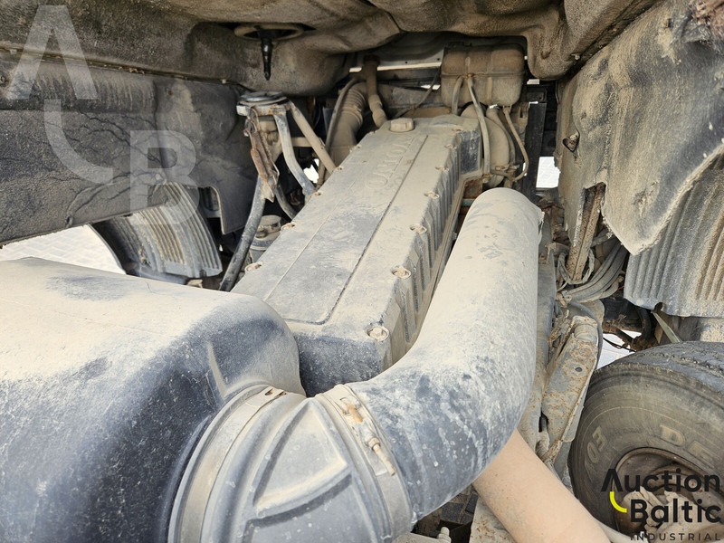 Cabeza tractora Volvo FH12: foto 20