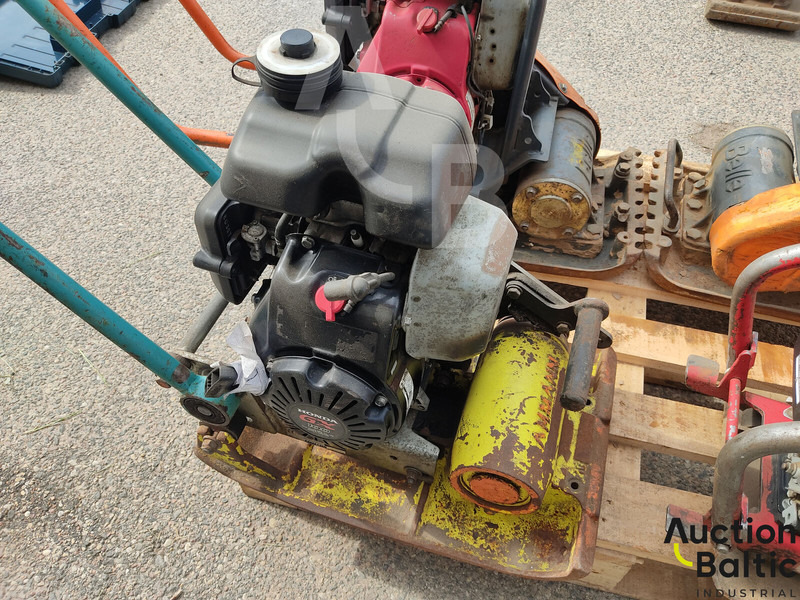 Dynapac LF45, Ammann AVP1033 & 2 Belle - Plancha reversible: foto 5 Dynapac LF45, Ammann AVP1033 & 2 Belle - Plancha reversible: foto 5