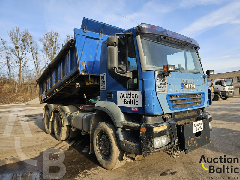 Iveco 260E44 - Camión volquete: foto 2 Iveco 260E44 - Camión volquete: foto 2