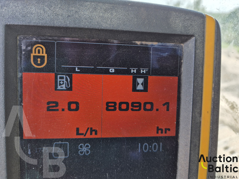 Excavadora de cadenas JCB JS 220: foto 9