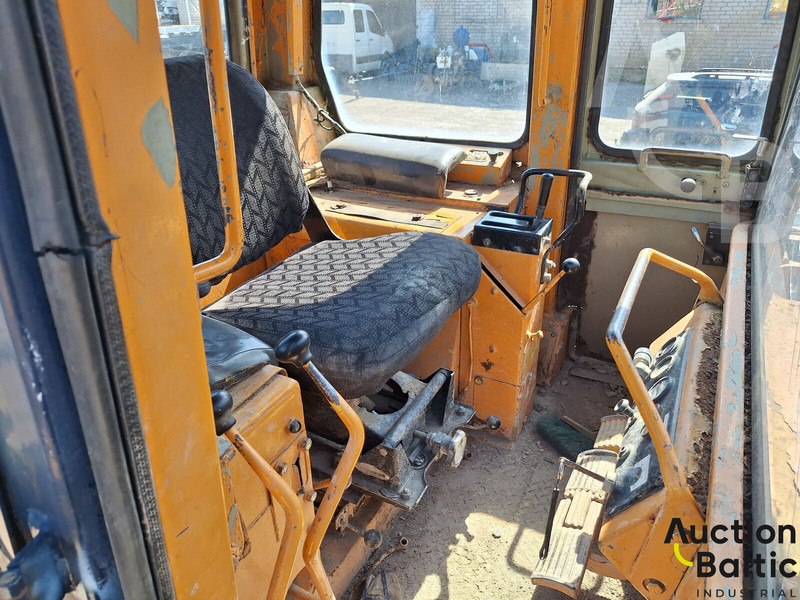 Komatsu D57S-1 - Cargadora de cadenas: foto 5 Komatsu D57S-1 - Cargadora de cadenas: foto 5