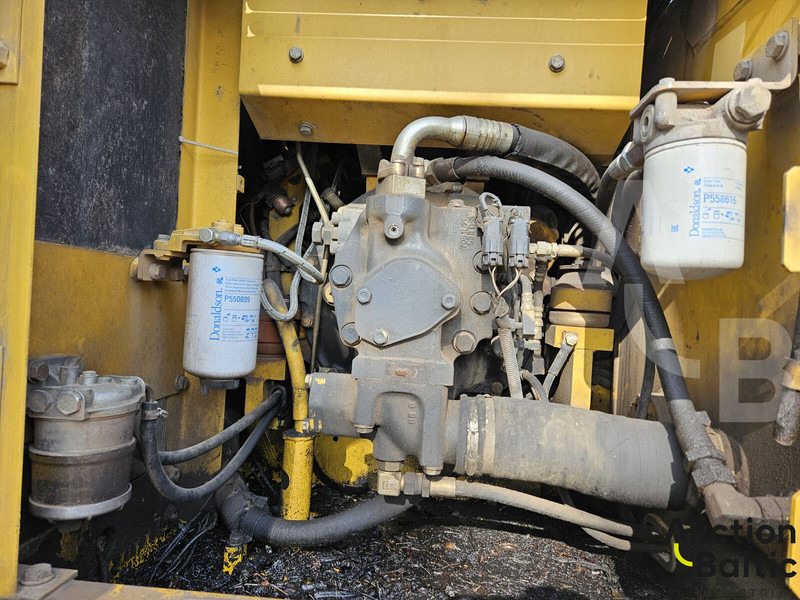 Excavadora de ruedas Komatsu PW130ES-6K: foto 11 Excavadora de ruedas Komatsu PW130ES-6K: foto 11